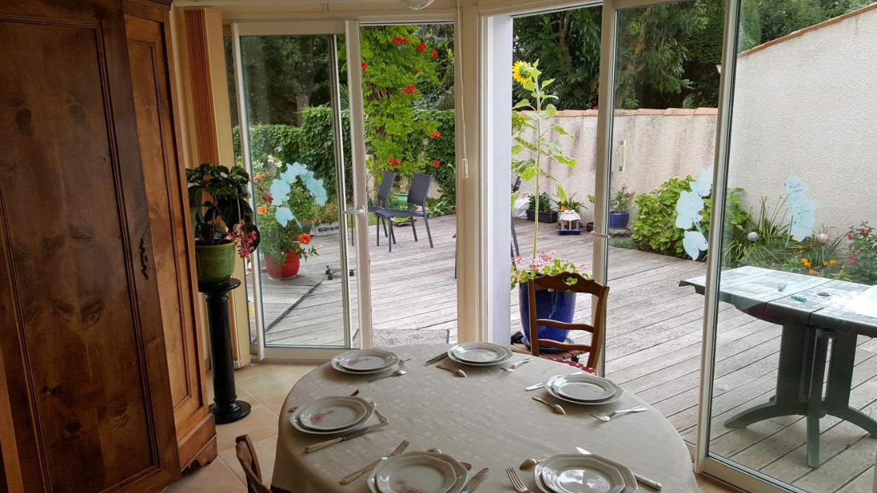 Castel Parc Bed & Breakfast Perigny  Exterior photo